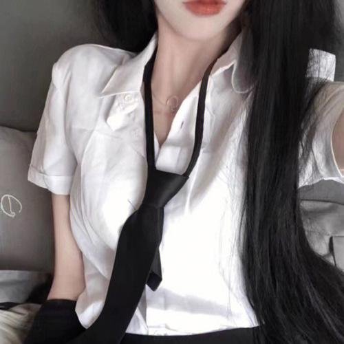 一半是火焰，一半是海水